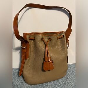 Vintage Rare Dooney & Bourke Tan and Brown Bucket  Bag